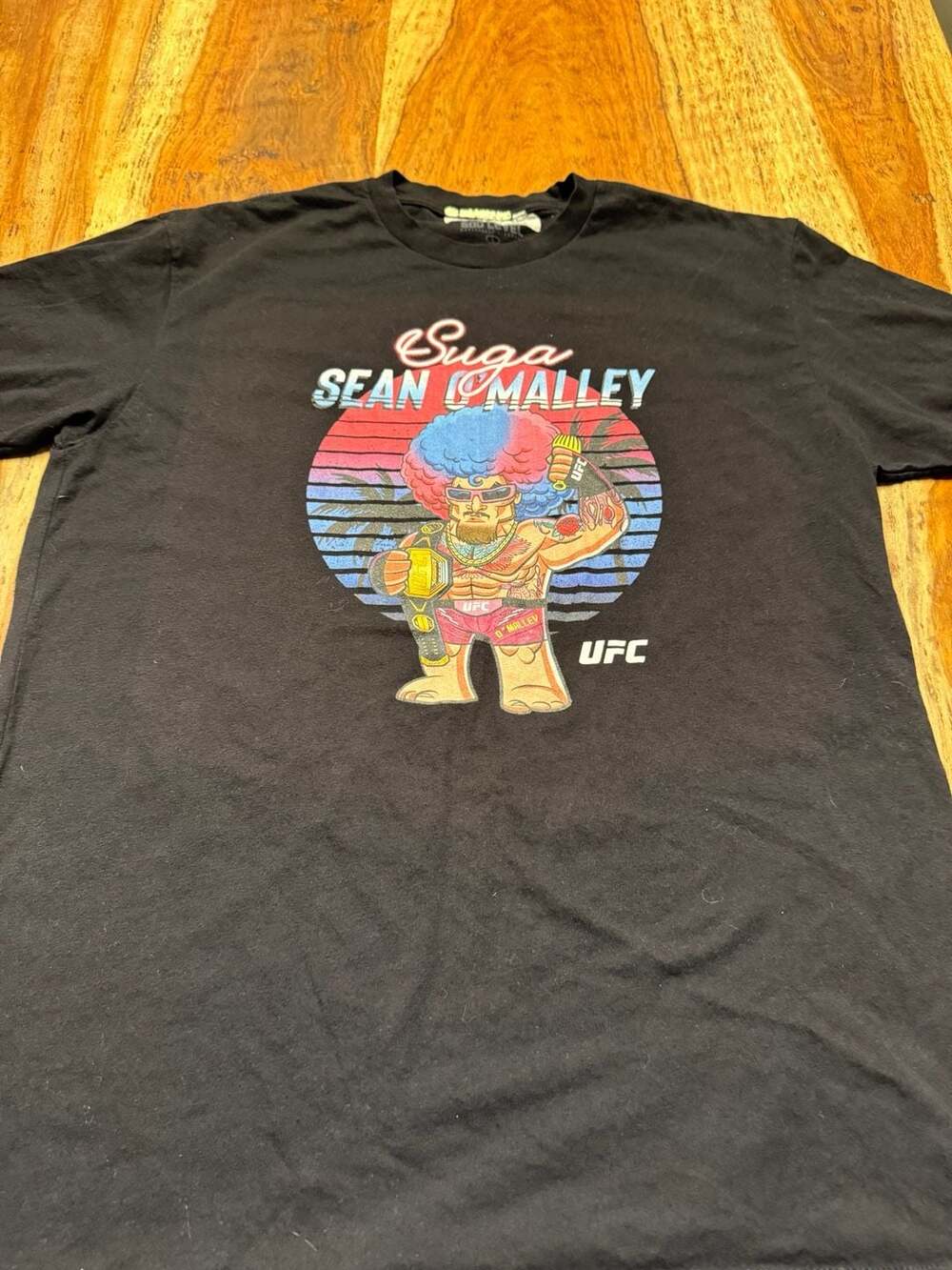 500 LEVEL Sean O'Malley UFC World Champion Cartoon Graphic T-Shirt large